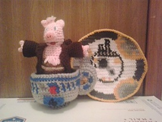 Teacup Friends -- Jedi PIg