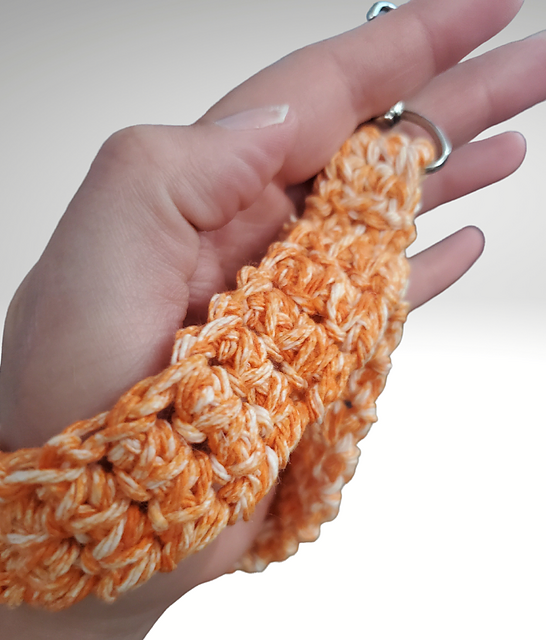 Column Wrist Strap