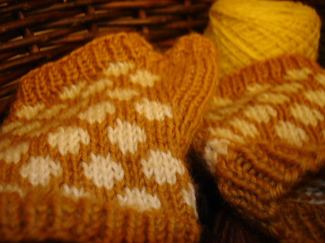 Mustard dots