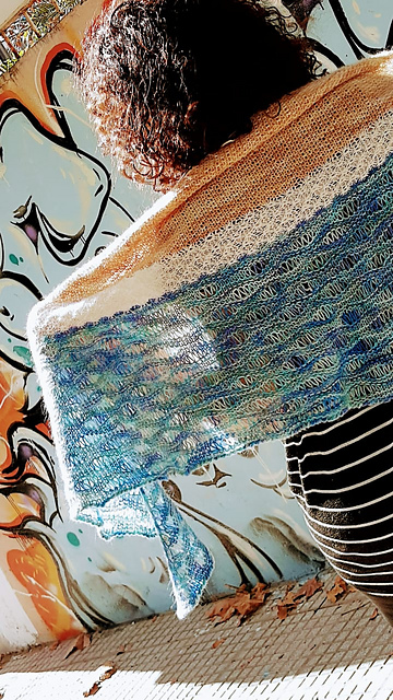 BEACHY Shawl