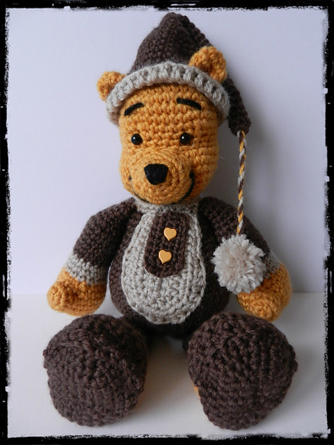 Sacha the Bear - Winnie