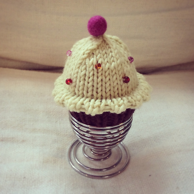 L'Oeuf Chapeauté