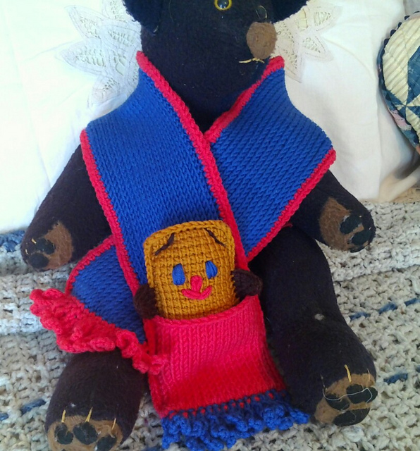 Snuggly Scarf with Pocket Pal