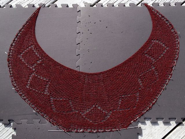 Faroese Shawl neck-scarf