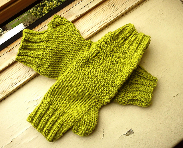 Green Fingerless Gloves