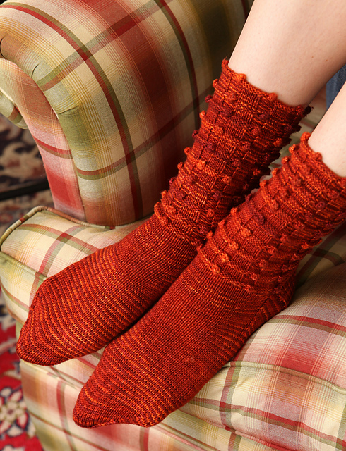 Berry Basket Socks