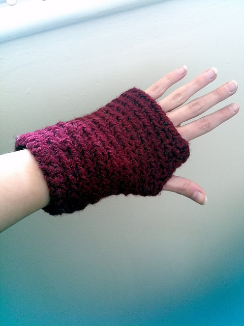Very Easy Fingerless Mittens