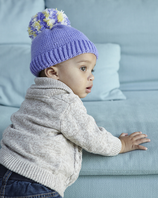 Baby bobble hat