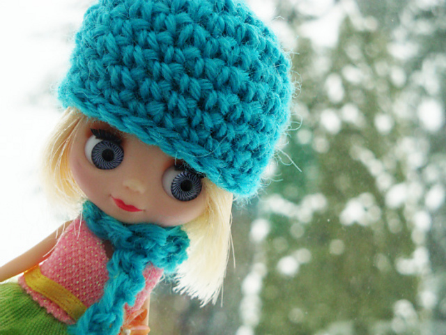 Petite Blythe Toque and Scarf