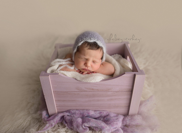 Newborn Lace Scallop Bonnet