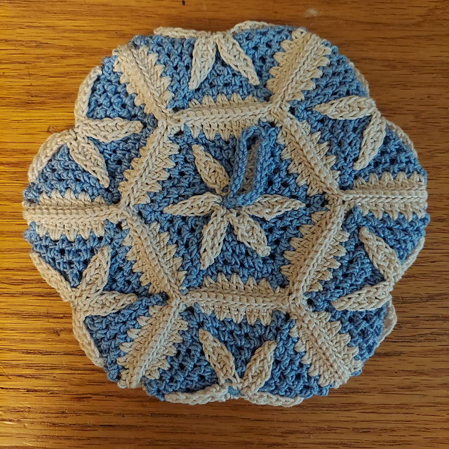 Lantern Pot Holder