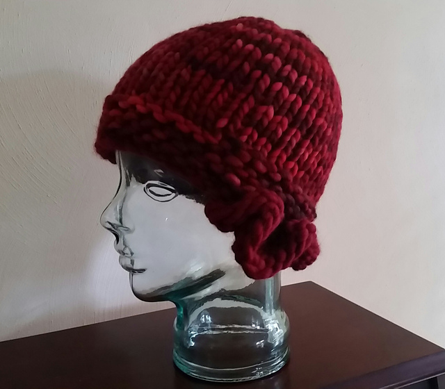 Knit Cloche 1920's Hat