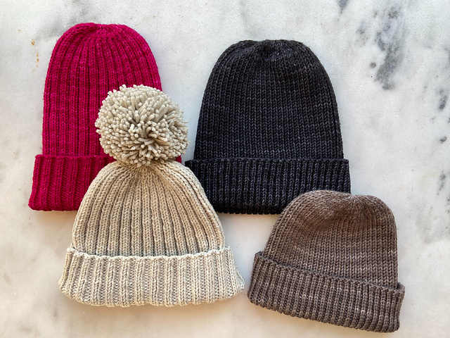 Ravelry: リブ編みのニット帽 pattern by Chiaki Hayashi