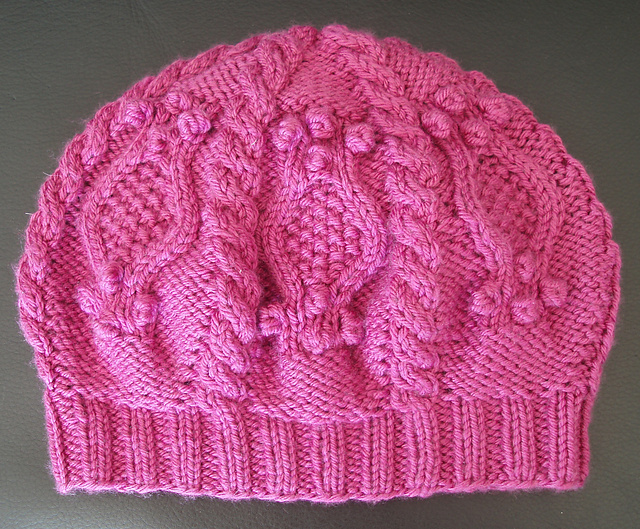 Ravelry: Raspberry Beret pattern by Chiaki Hayashi