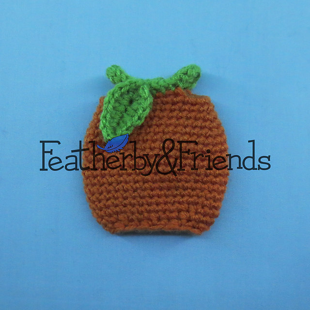 Pumpkin Costume for Little Sister Doll