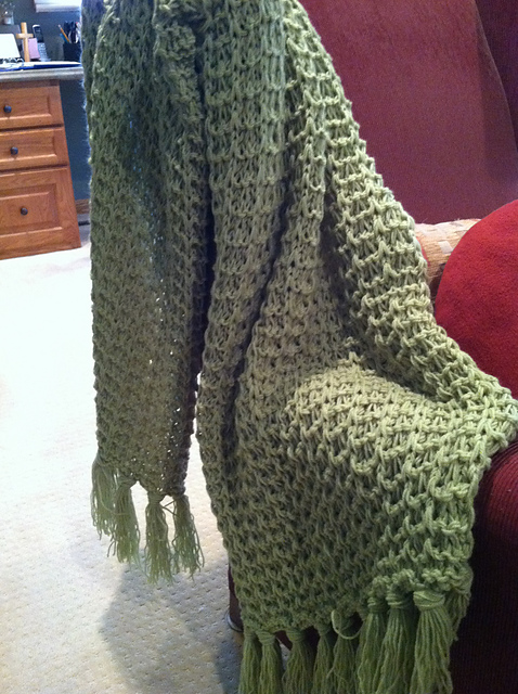 Double-strand Whelk Stitch Prayer Shawl