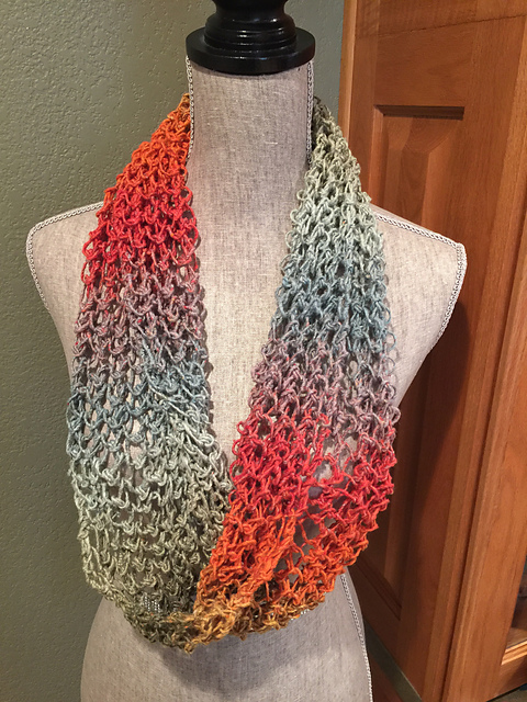 Lover's Knot Infinity Scarf