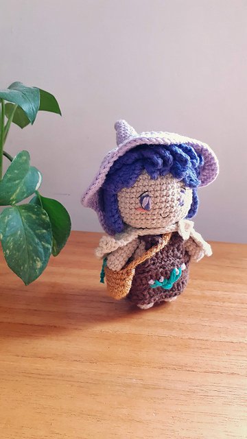 Muñeca Jacarandá