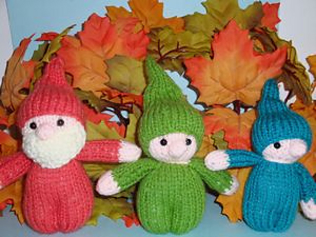 Itsy Knit Gnomes