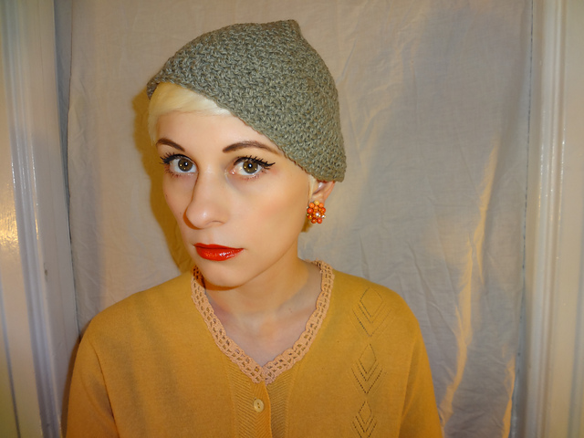 The Reversible Cloche