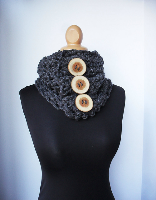 Extremely Chunky Cowls 3 patterns in 1