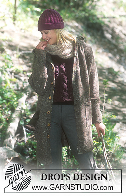 71-2 a Long Jacket with cables, hood and pockets
