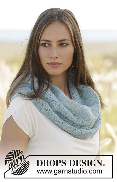 178-53 a Spoken For Neckwarmer