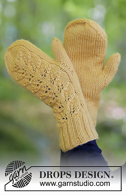 180-19 c Goldenrod Mittens