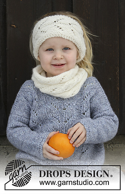 s30-19 b Eirlys Neck Warmer