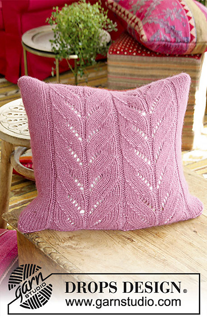 183-38 Lotus Pillow