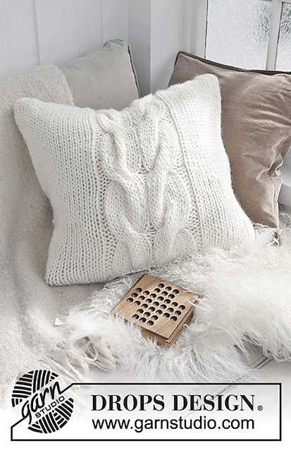 183-43 Cozy Weekend Pillow