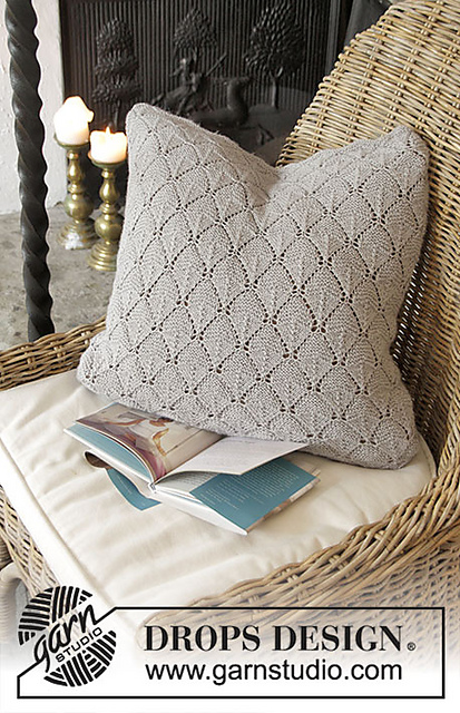 183-40 Alvira Pillow