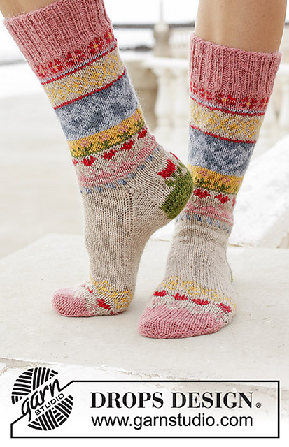 189-23 Enchanted Socks