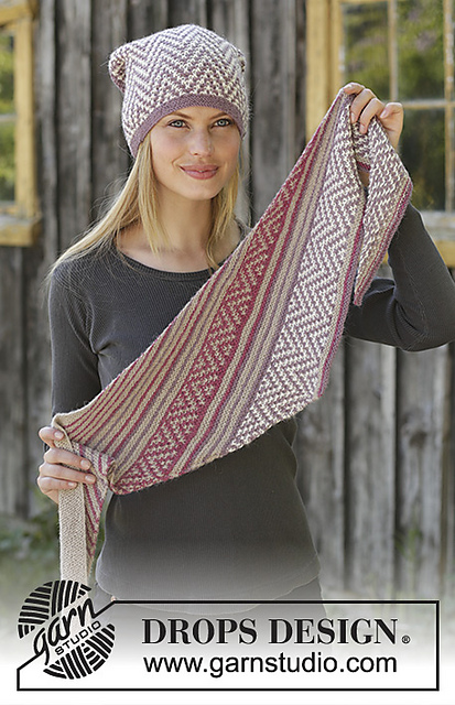 197-29 b Purple Way Shawl