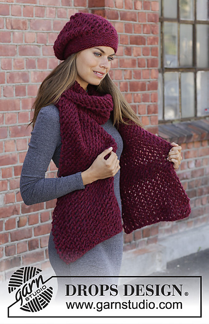 192-33 b Warm Bordeaux Scarf