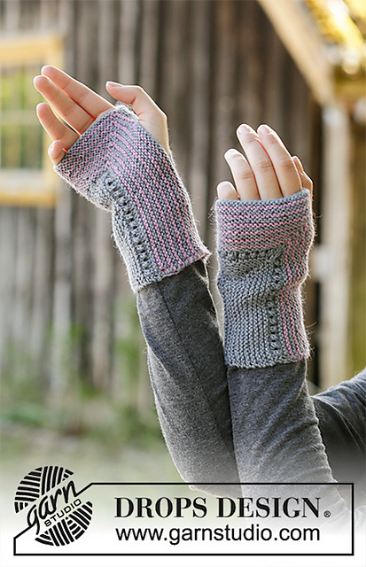 192-18 b Horizon Highlights Wrist Warmers