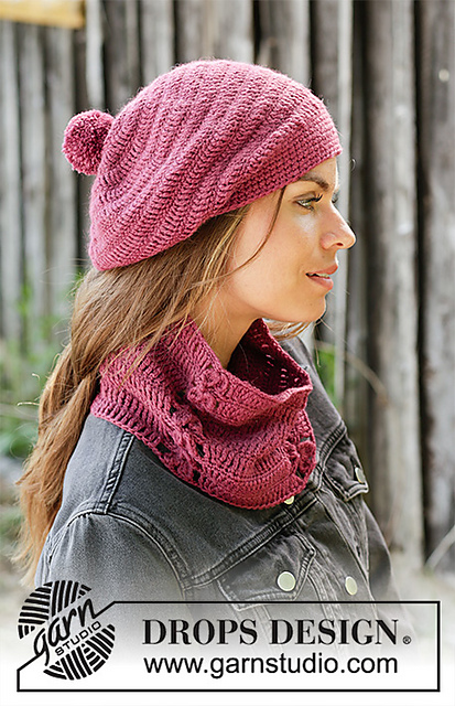 192-30 b Roselyn Neck Warmer