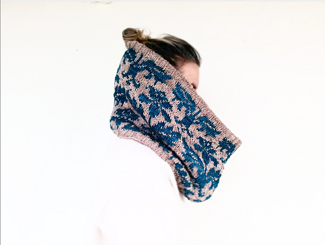 2Faces Cowl