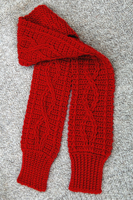 Single Cable Scarf