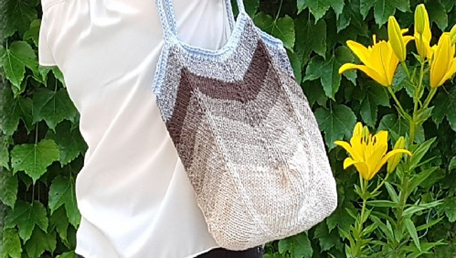 Knit square bag