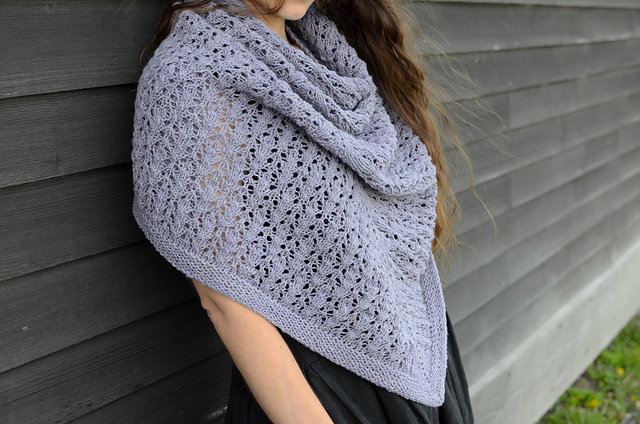 Belladonna Shawl