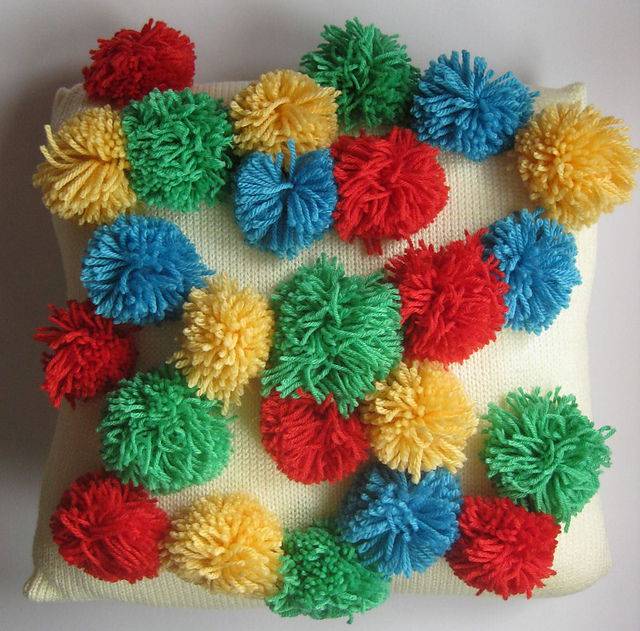 Pompom Cushion