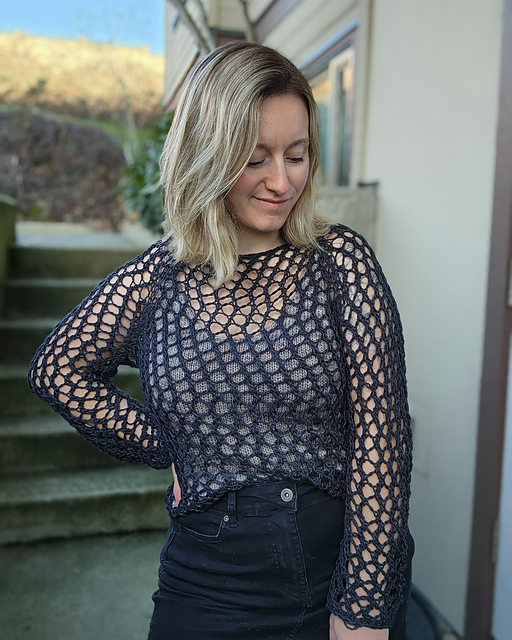 Ravelry: Mosh Pit Mesh pattern by Claire Jackson (Perfectly Knotted)