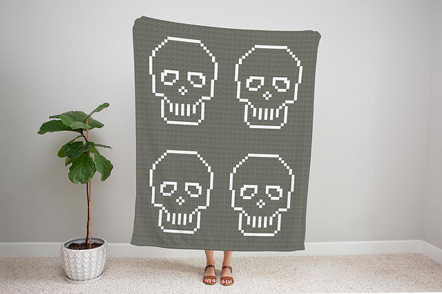 C2C Skull Blanket