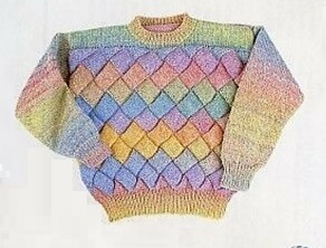 Pullover in Lattice Stitch