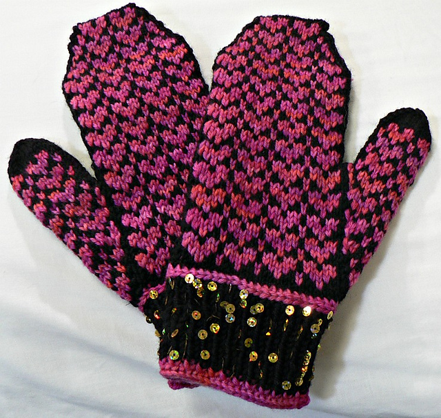 Hearts for my Tween Mitten