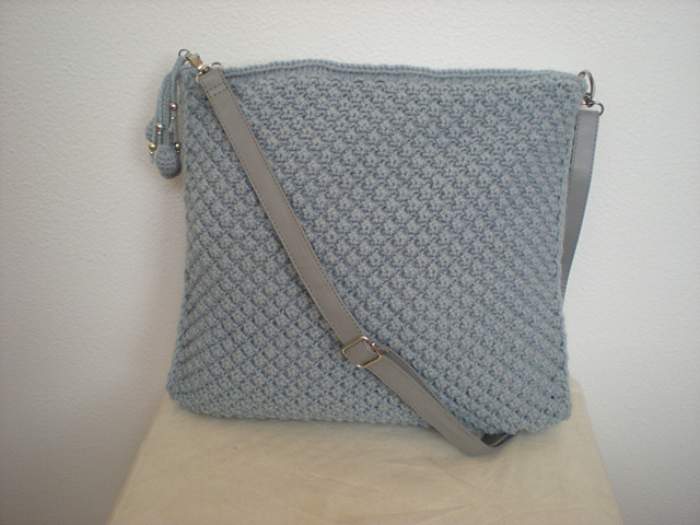 Grey bubble purse