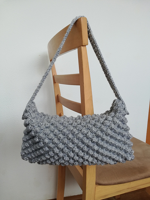 Small bubble shoulder bag