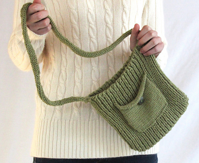 Ravelry: UGG Bag Copycat Pattern pattern by The Fuzzy Square