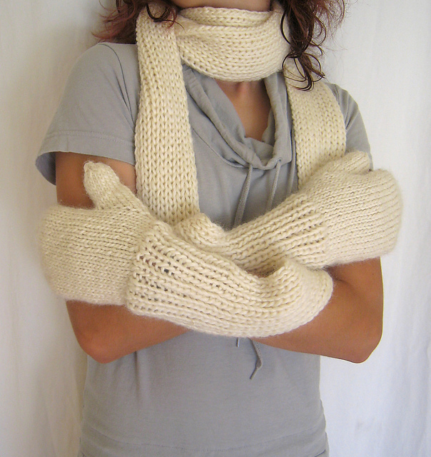Mittenscarf